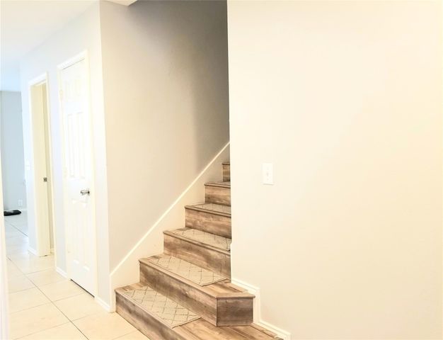 14943 Sugar Peak Drive, Sugar Land, TX 77498