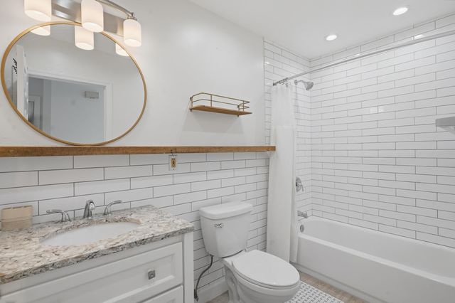 904 Alicante Rd, St Augustine, FL 32086