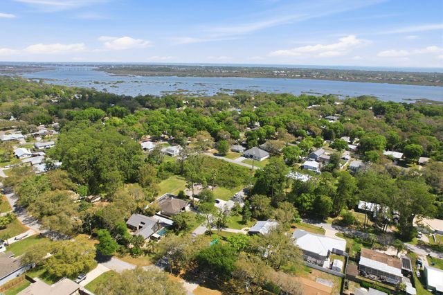 904 Alicante Rd, St Augustine, FL 32086
