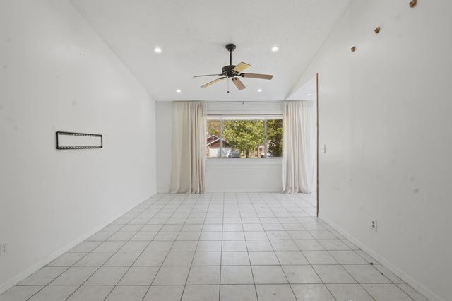 904 Alicante Rd, St Augustine, FL 32086