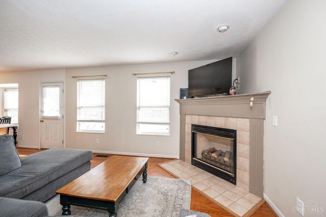 910 Hamlin Drive, Hamilton Twp, OH 45039