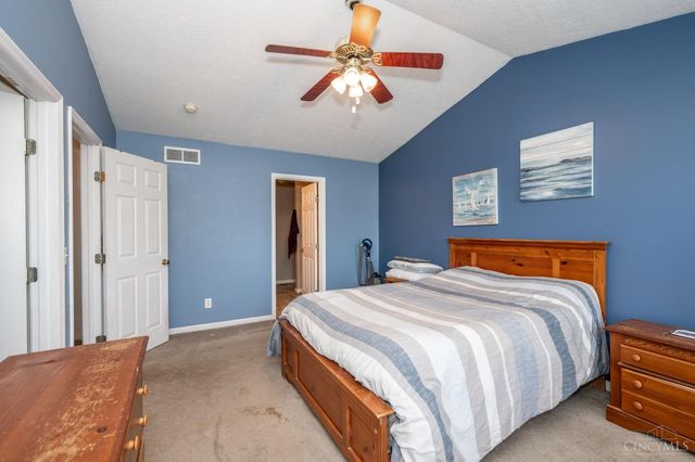 910 Hamlin Drive, Hamilton Twp, OH 45039