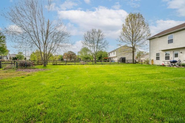 910 Hamlin Drive, Hamilton Twp, OH 45039