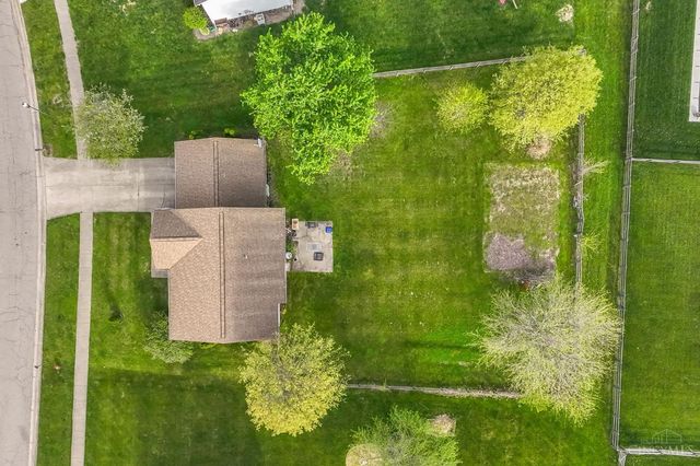 910 Hamlin Drive, Hamilton Twp, OH 45039