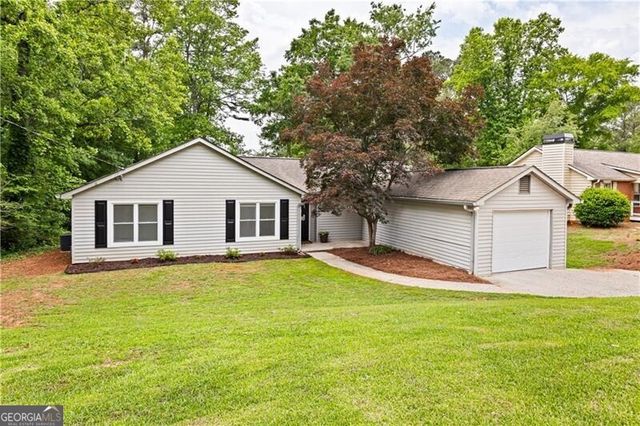 2252 Turtle Club Drive NE, Marietta, GA 30066