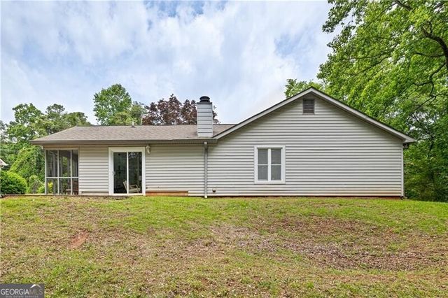 2252 Turtle Club Drive NE, Marietta, GA 30066