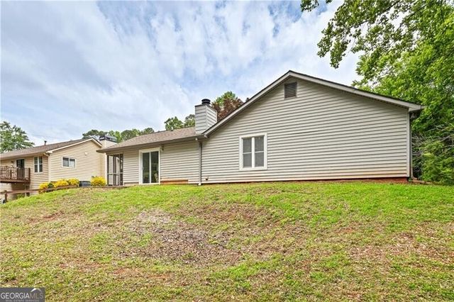 2252 Turtle Club Drive NE, Marietta, GA 30066