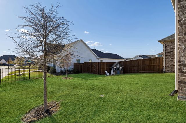 2232 Offerande Drive, Fort Worth, TX 76008