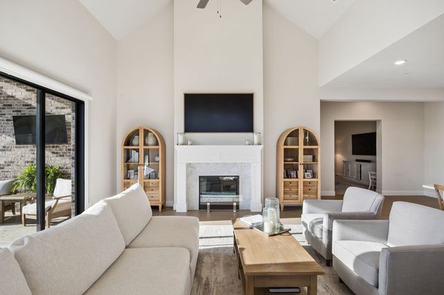 2232 Offerande Drive, Fort Worth, TX 76008