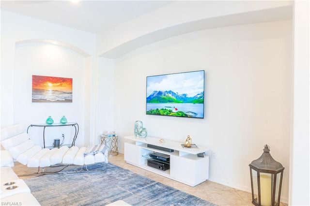 14059 Mirror CT, Naples, FL 34114