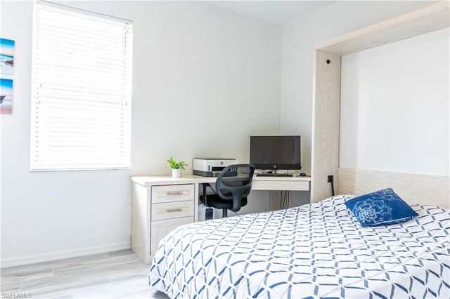 14059 Mirror CT, Naples, FL 34114