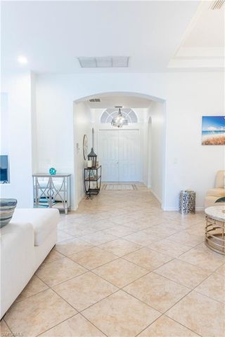 14059 Mirror CT, Naples, FL 34114