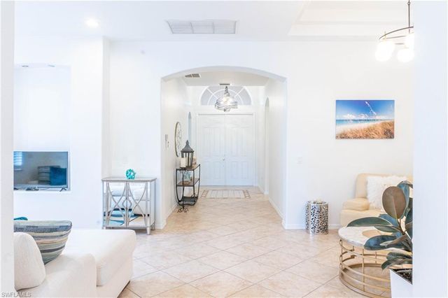 14059 Mirror CT, Naples, FL 34114