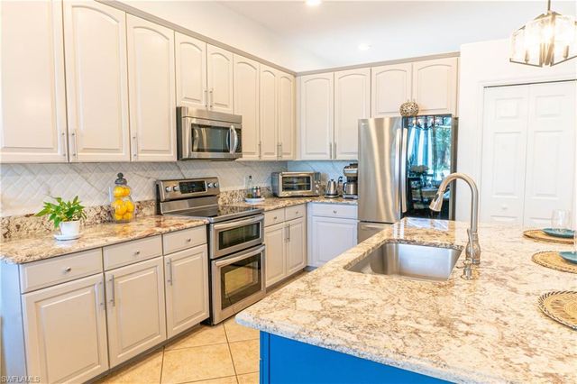 14059 Mirror CT, Naples, FL 34114