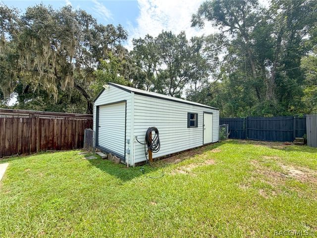 7606 E Savannah Drive, Floral City, FL 34436