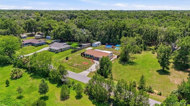 7606 E Savannah Drive, Floral City, FL 34436