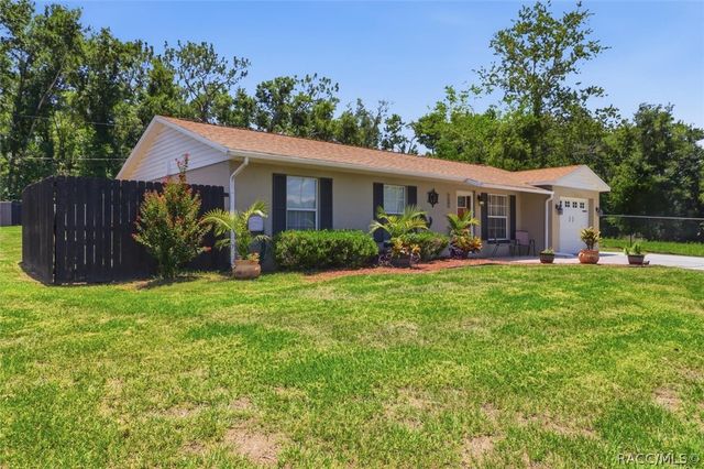 7606 E Savannah Drive, Floral City, FL 34436