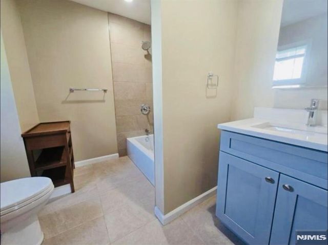 18 Adams Terrace A, Clifton, NJ 07013