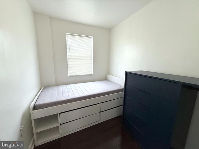 1611 S 28TH ST, Philadelphia, PA 19145