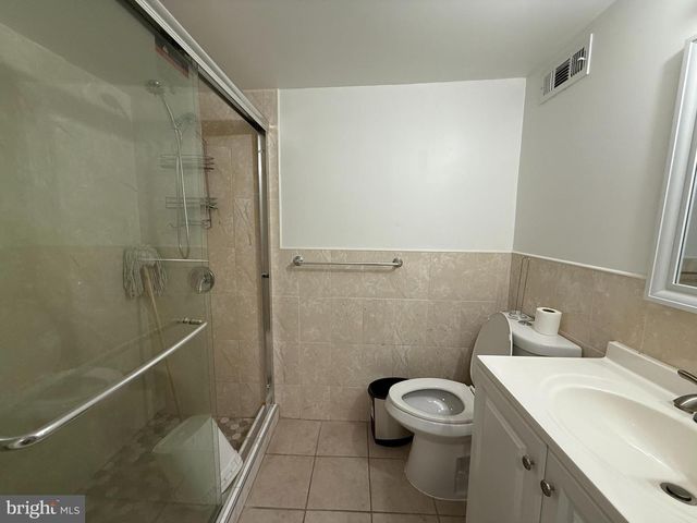 1611 S 28TH ST, Philadelphia, PA 19145