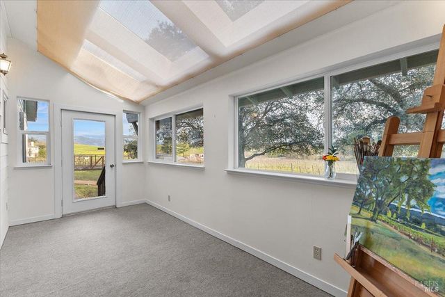 910-920 Lytton Springs Rd, Healdsburg, CA 95448