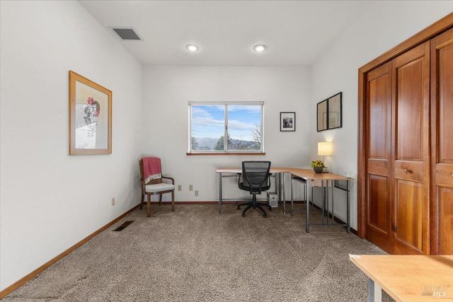 910-920 Lytton Springs Rd, Healdsburg, CA 95448