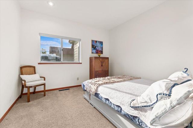 910-920 Lytton Springs Rd, Healdsburg, CA 95448