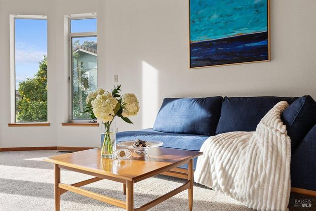 910-920 Lytton Springs Rd, Healdsburg, CA 95448