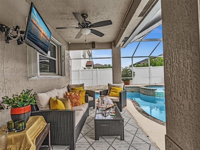 2654 SW 181st Terrace, Miramar, FL 33029