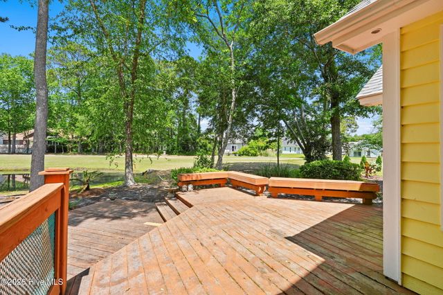 1714 Oakbrook Drive SW, Ocean Isle Beach, NC 28469