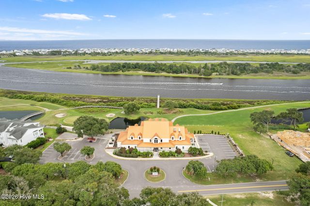 1714 Oakbrook Drive SW, Ocean Isle Beach, NC 28469