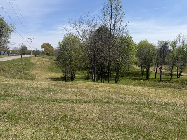 11527 McMinnville Hwy, Walling, TN 38587