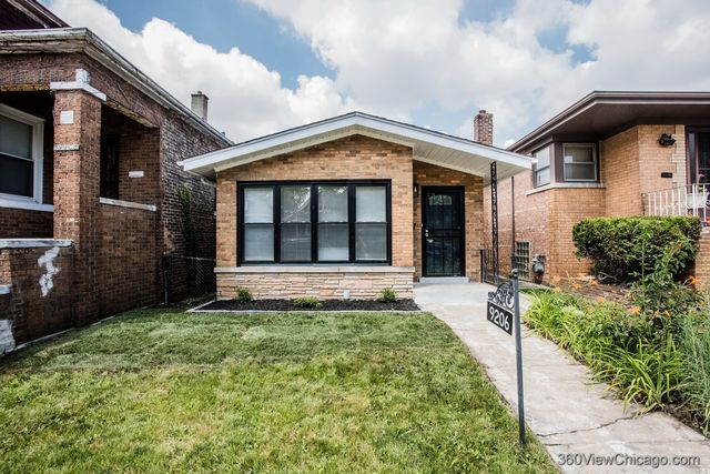 9206 S Yates Boulevard, Chicago, IL 60617
