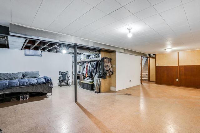 2037 S Glendale, Wichita, KS 67218