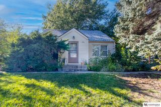 601 S 40th Street, Lincoln, NE 68510
