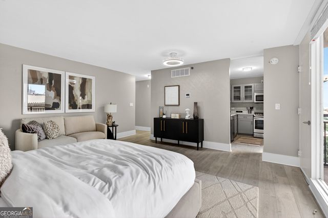 620 Peachtree Street NE 916, Atlanta, GA 30308
