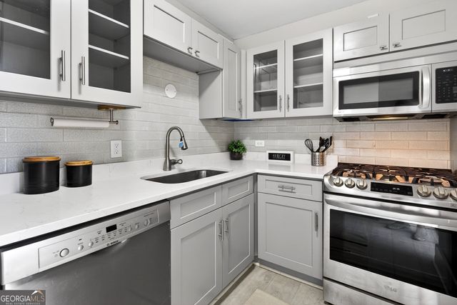 620 Peachtree Street NE 916, Atlanta, GA 30308