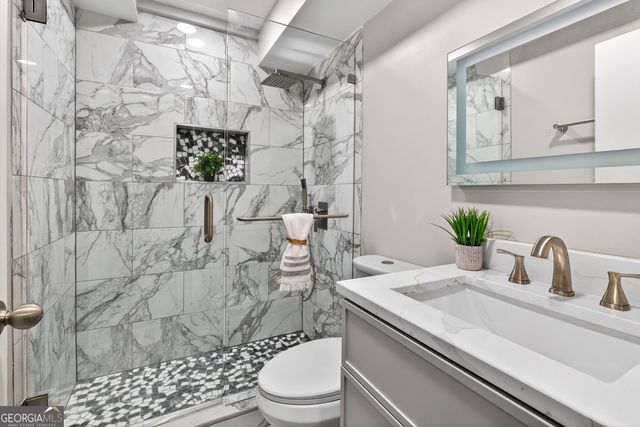 620 Peachtree Street NE 916, Atlanta, GA 30308