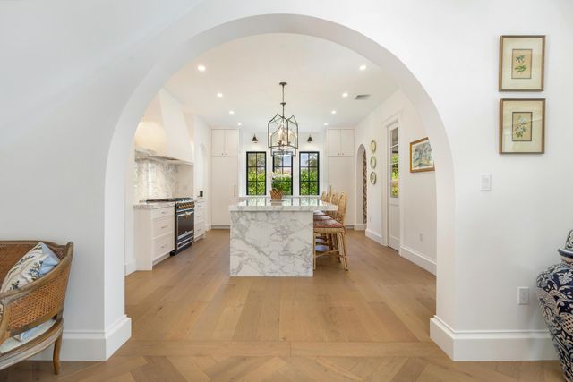 302 E Lakewood Road, West Palm Beach, FL 33405