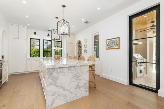 302 E Lakewood Road, West Palm Beach, FL 33405