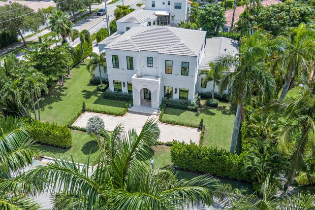 302 E Lakewood Road, West Palm Beach, FL 33405