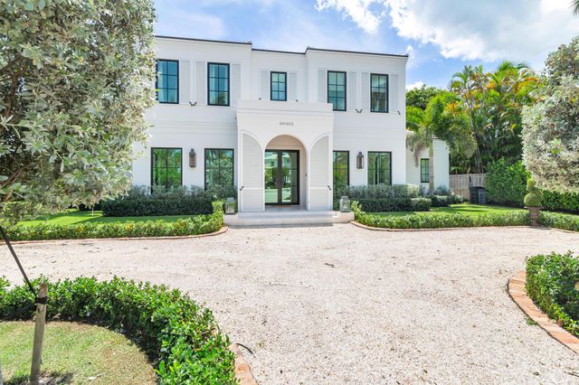 302 E Lakewood Road, West Palm Beach, FL 33405