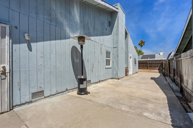 7653 Skiros Way, Sacramento, CA 95823