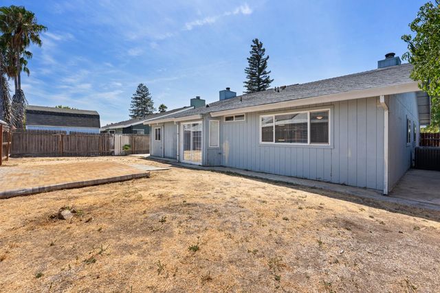 7653 Skiros Way, Sacramento, CA 95823