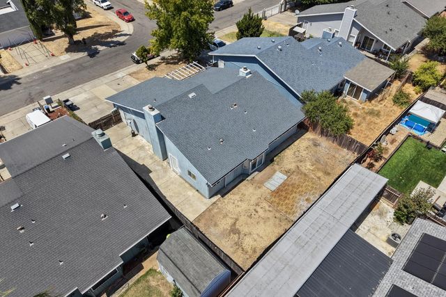 7653 Skiros Way, Sacramento, CA 95823