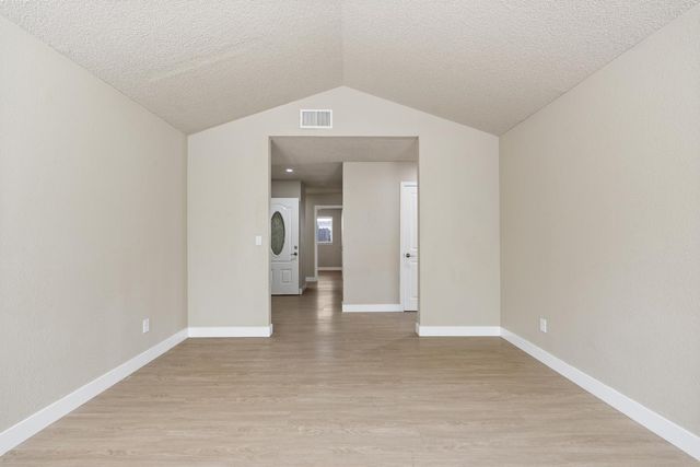 7653 Skiros Way, Sacramento, CA 95823