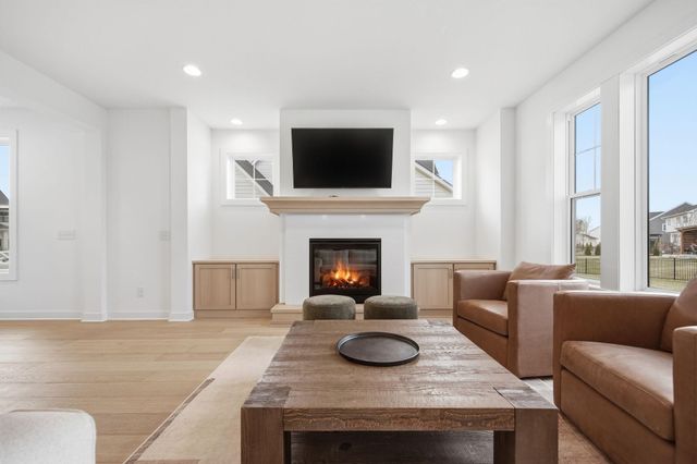 5822 130th Lane N, Hugo, MN 55038