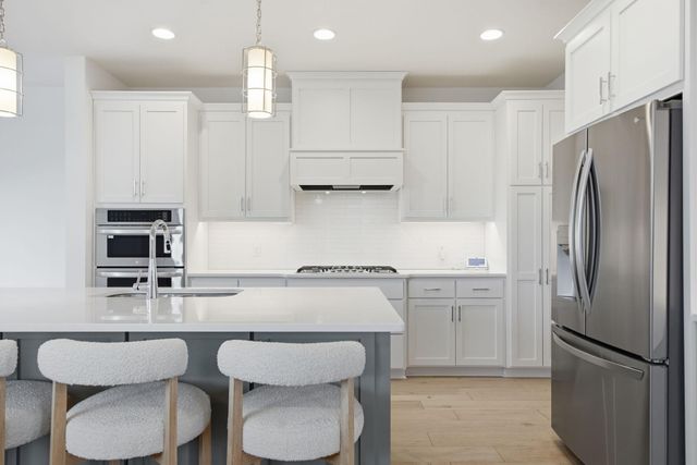 5822 130th Lane N, Hugo, MN 55038