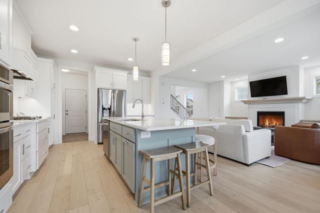 5822 130th Lane N, Hugo, MN 55038