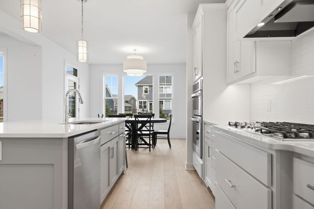 5822 130th Lane N, Hugo, MN 55038